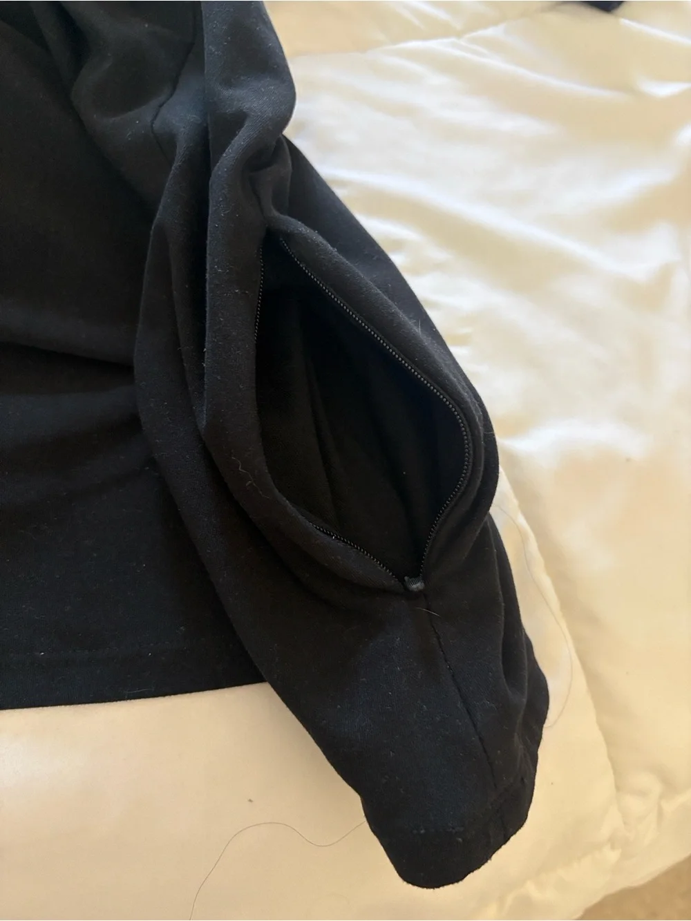 ALO Yoga Black Quarter-Zip Performance Pullover